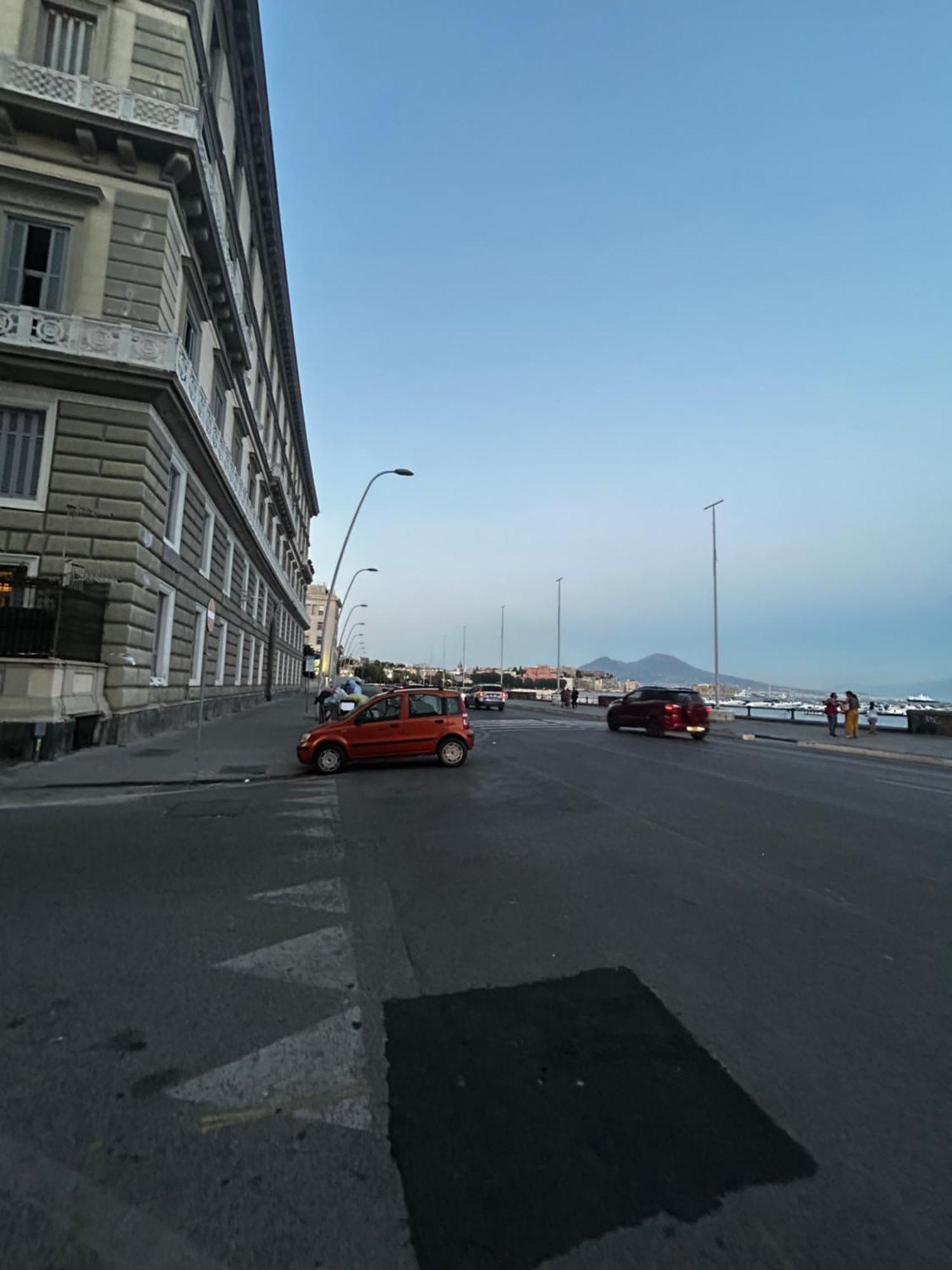 Maison d'hôtes Nalusa Superior Chiaia - Nel Cuore Della Citta *