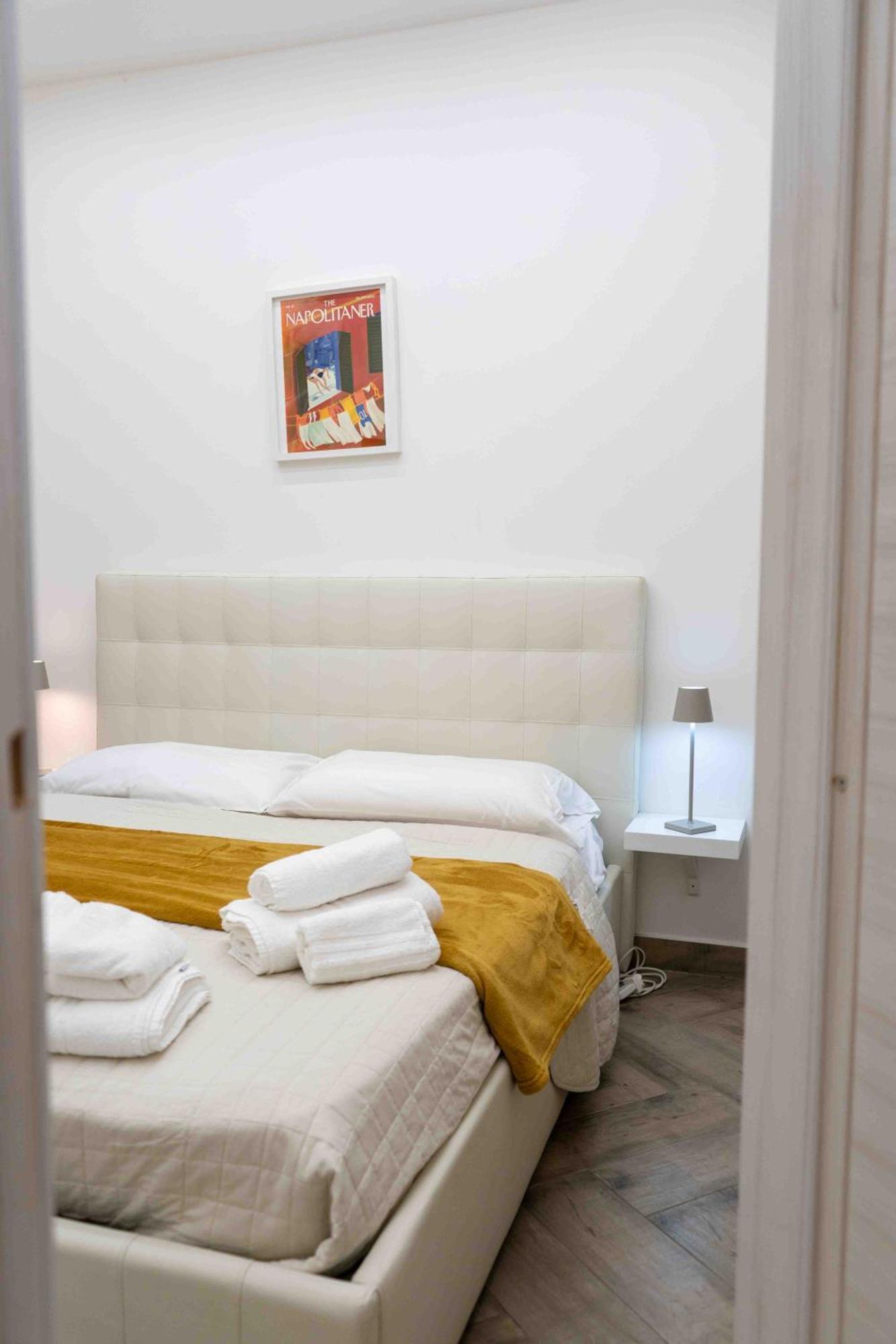 Nalusa Superior Chiaia - Nel Cuore Della Citta Maison d'hôtes