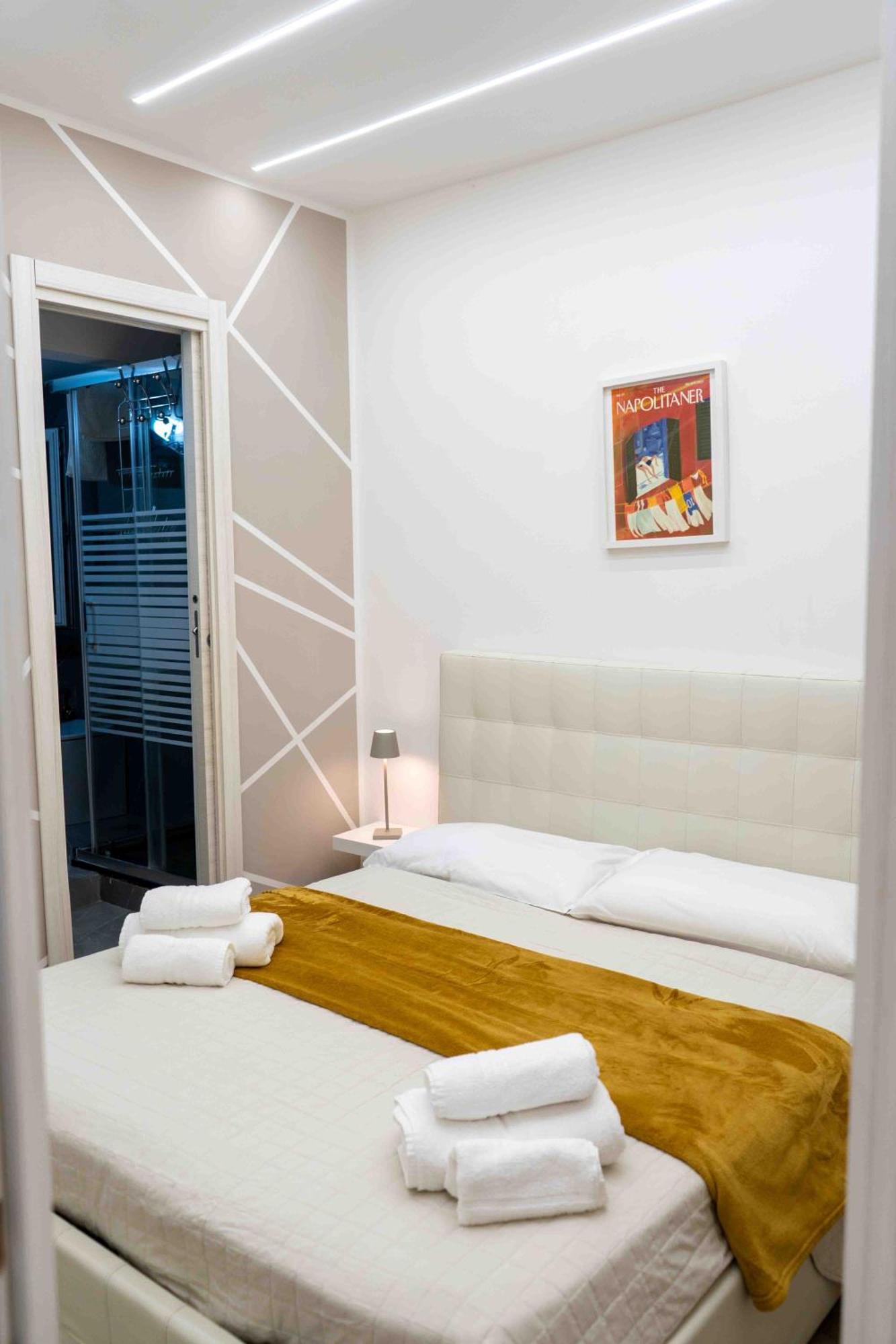 Maison d'hôtes Nalusa Superior Chiaia - Nel Cuore Della Citta Naples